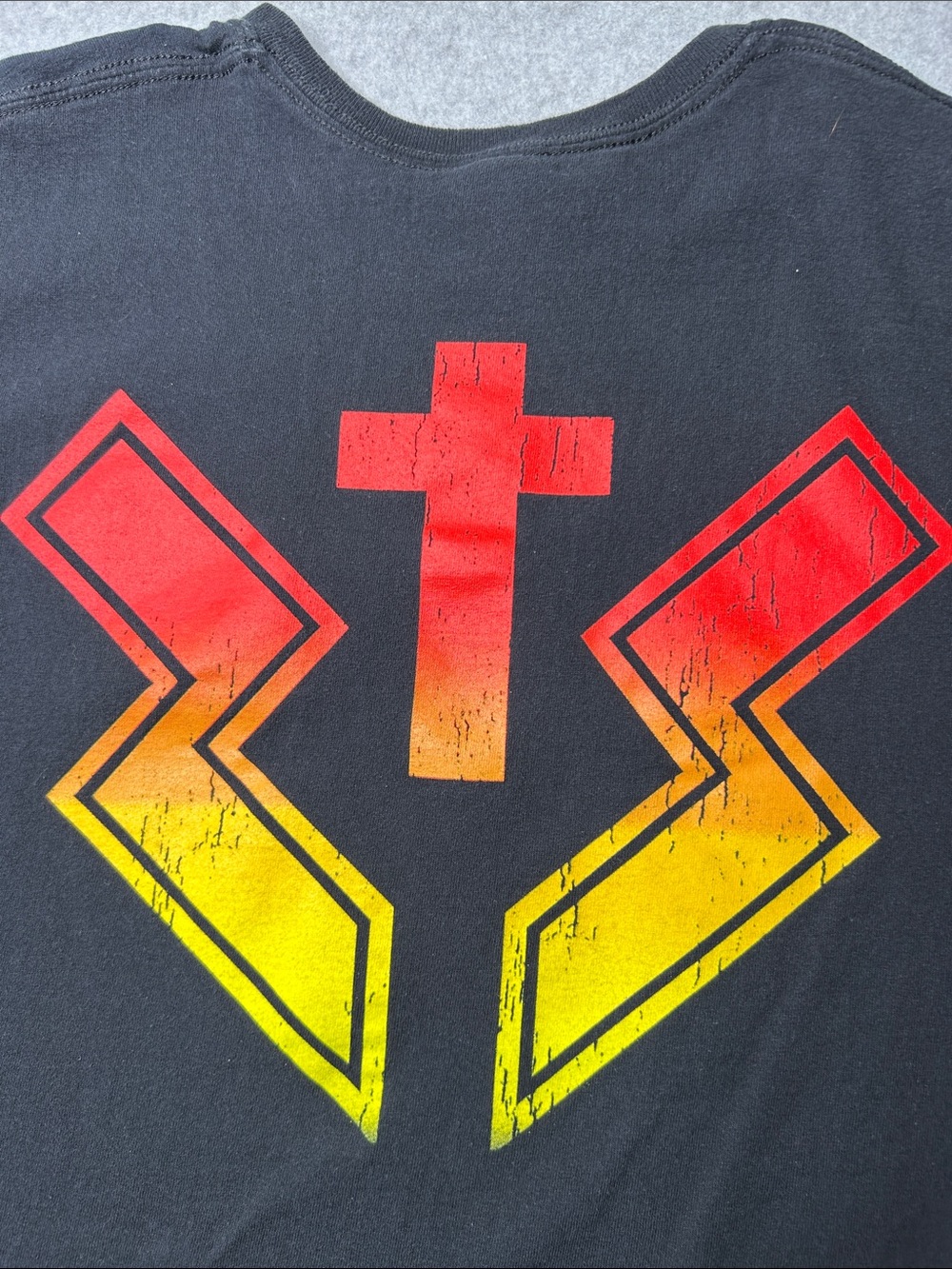 Gildan Black Tee with Zakk Sabbath Graphic Logo - Picture 6 of 6